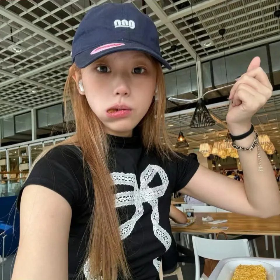 小胸维妮的幸福旅程